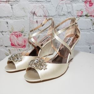 Badgley Mischka 7.5 NIB "Abigail"